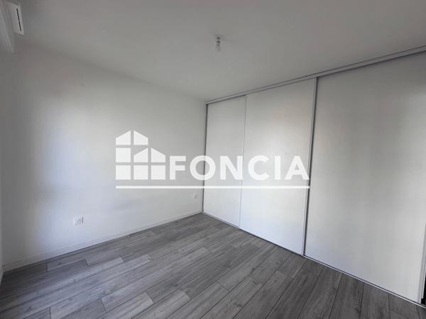 Location Appartement 2 pièces 42.61 m² - 7 RUE JULES MARTIN Chartres 28000