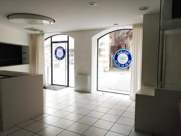 Local commercial Albi - Emplacement et agencement EXCEPTIONNELS !!