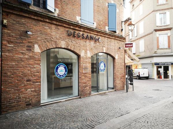 Local commercial Albi - Emplacement et agencement EXCEPTIONNELS !!