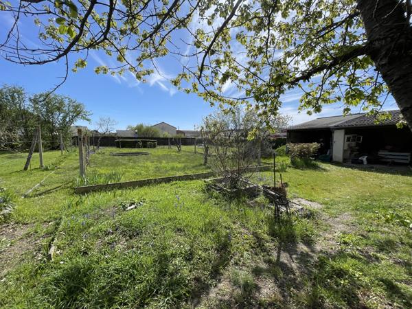 Elégante maison bourgeoise avec jardin