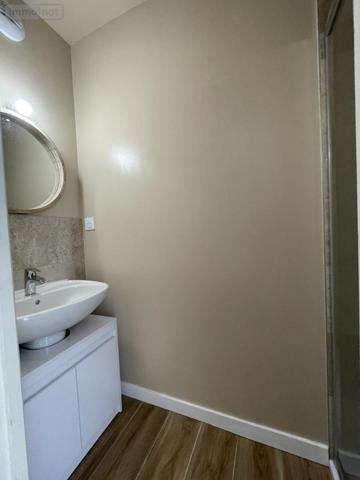 Maison à vendre à Montfort-le-Gesnois dans la Sarthe (72450), ref : 72033-350