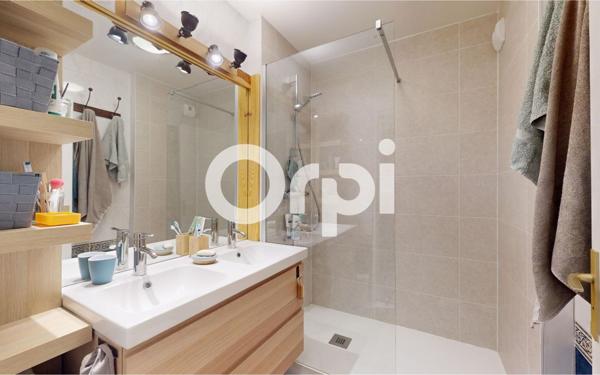 Appartement à vendre    4 pièces • 99 m2 Bron