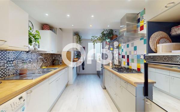 Appartement à vendre    4 pièces • 99 m2 Bron