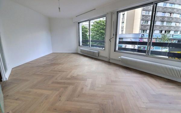 Appartement à vendre    4 pièces • 94 m2 Paris 19