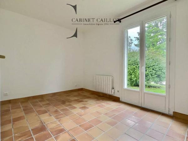AGRÉABLE MAISON de plain-pied - Brizambourg (réf. 61009)