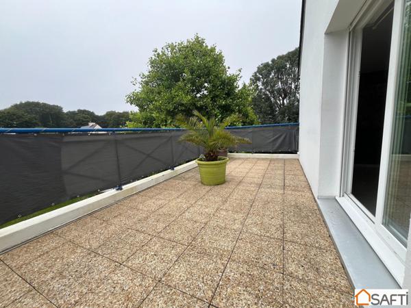 proche plages et commerces avec bel extérieur