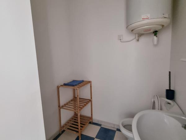 STUDIO MEUBLE - 1 PIECE