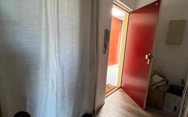 Appartement à louer    1 pièce • 30,18 m2 Metz