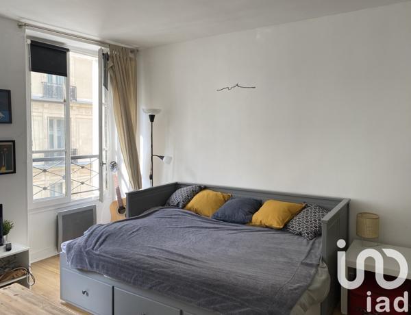 Appartement 1 pièce de 24 m² à Paris (75007)