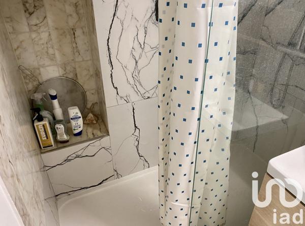 Appartement 1 pièce de 24 m² à Paris (75007)