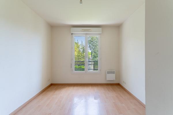 T5 double balcon garage cellier ascenseur