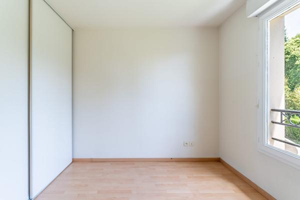 T5 double balcon garage cellier ascenseur