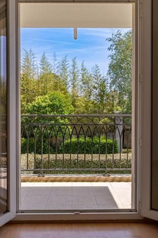 T5 double balcon garage cellier ascenseur