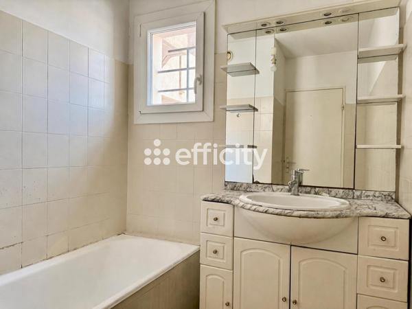 Appartement
         2 pièces
        - 41 m² Exclusivité 190 000 € *