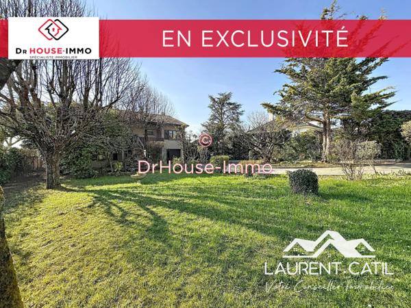 Maison à vendre 9 pièces de 214 m²