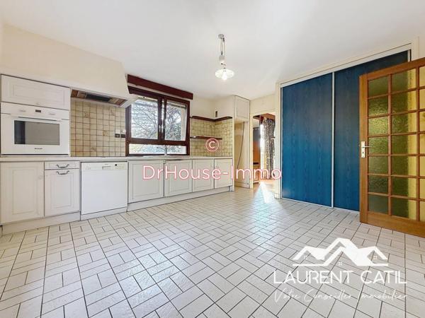 Maison à vendre 9 pièces de 214 m²