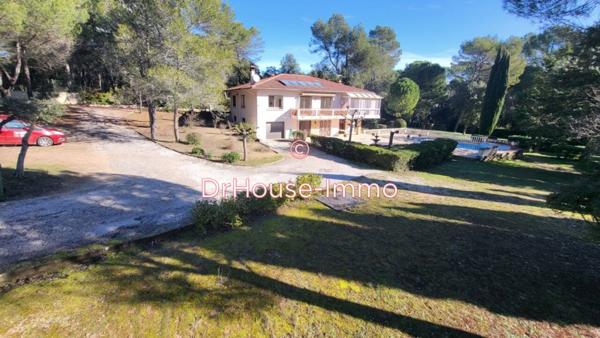 Maison à vendre 8 pièces de 204 m²