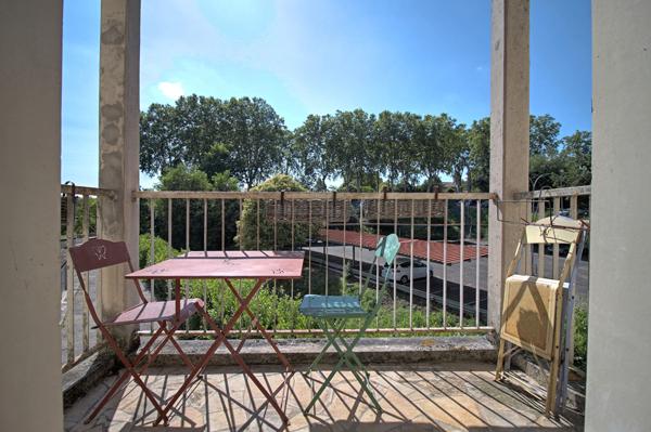 AGEN CENTRE - Appartement T2 meublé de 45 m² avec ascenseur et cave.