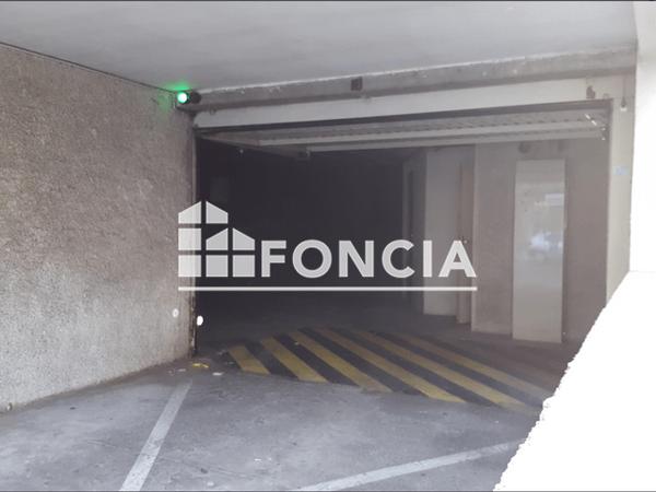 Location Parking 15 m² - 25 RUE DE STALINGRAD Grenoble 38100