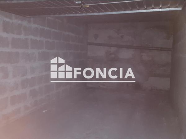 Location Parking 15 m² - 25 RUE DE STALINGRAD Grenoble 38100