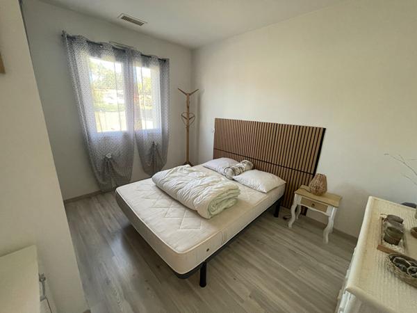 Maison à vendre Saint Pierre Du Mont quartier Biarnès plain-pied 2 chambres garage terrasse clim