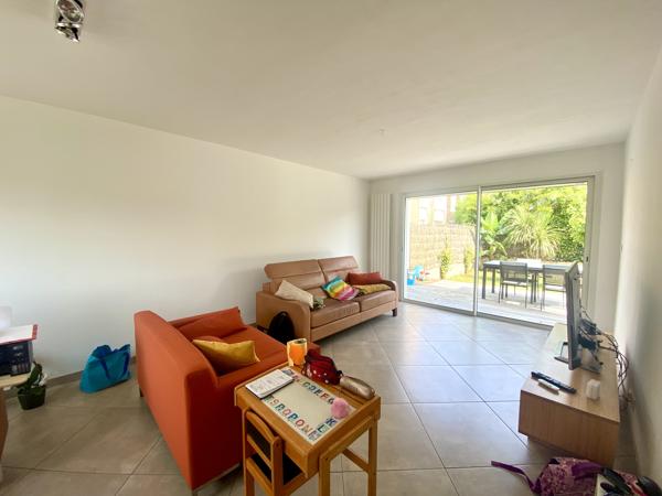 Maison 4 pièces - BIARD Biard (86580)