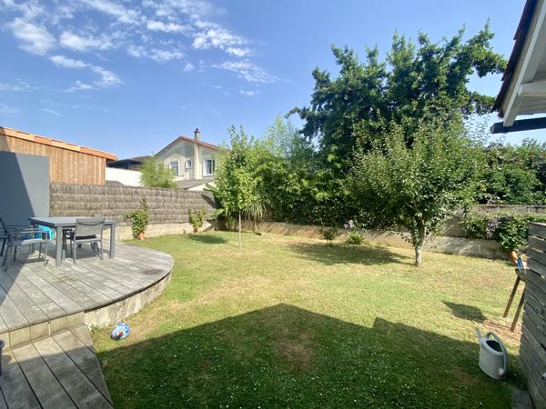 Maison 4 pièces - BIARD Biard (86580)