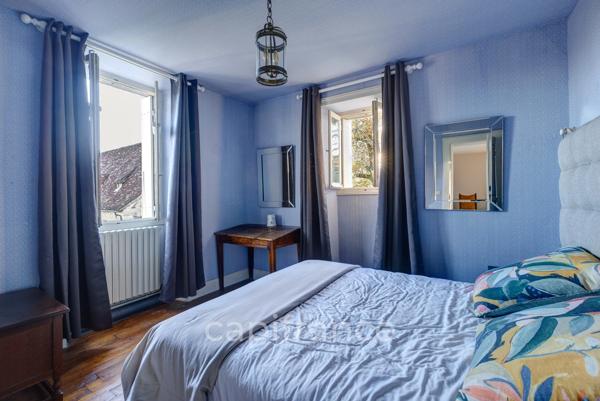 Propriete de caractère à vendre 17 pièces proche de Martel