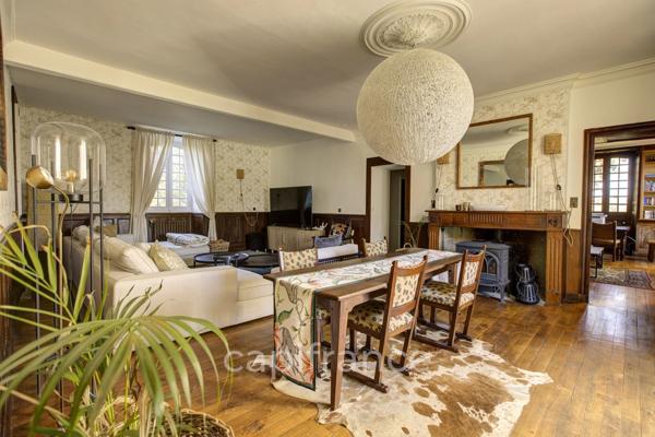 Propriete de caractère à vendre 17 pièces proche de Martel