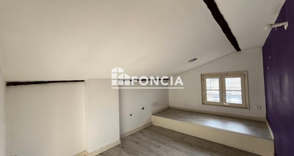 Location Appartement 3 pièces 53.17 m² - Villefranche-sur-saône 69400