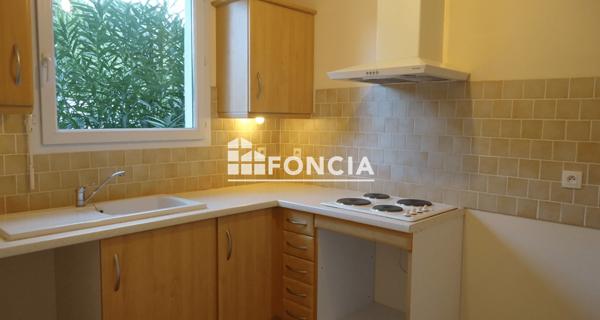 Location Appartement 3 pièces 69 m² - Orange 84100