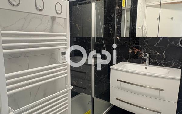 Appartement à louer    3 pièces • 52,26 m2 Mons-en-Baroeul
