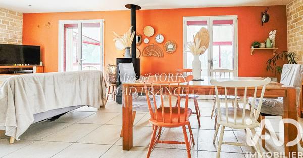 Maison à vendre 7 pièces 200 m² La Chaize-le-Vicomte