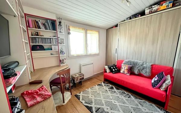 Maison coup de cœur avec garage entre authenticité et modernité La Roulière