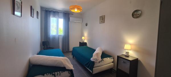 Maison
         7 pièces
        - 167 m² 480 000 € *