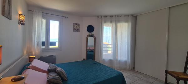 Maison
         7 pièces
        - 167 m² 480 000 € *