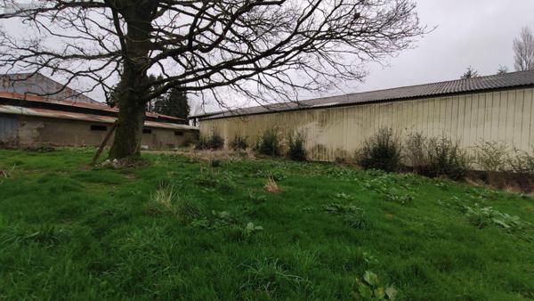 Maison individuelle à vendre à Pluméliau-Bieuzy dans le Morbihan (56930), ref : 065/1781   
Campagne