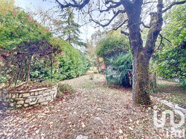 Maison à vendre 10 pièces 225 m² Dausse