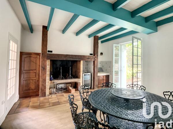 Maison à vendre 10 pièces 225 m² Dausse