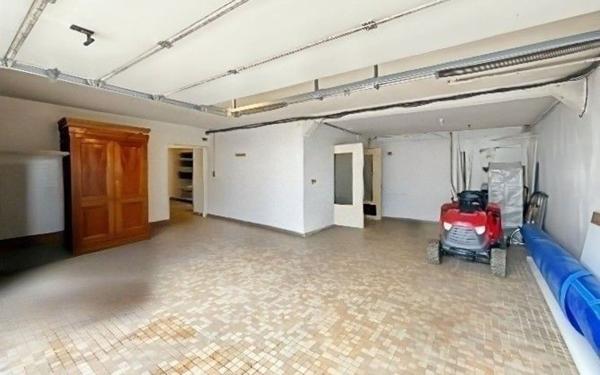 Maison à vendre    6 pièces • 158 m2 Les Clouzeaux