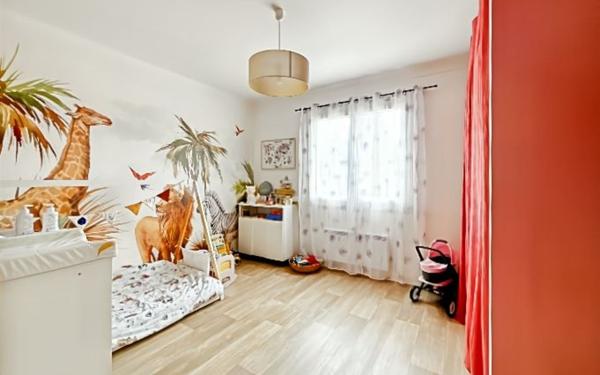 Maison à vendre    6 pièces • 158 m2 Les Clouzeaux