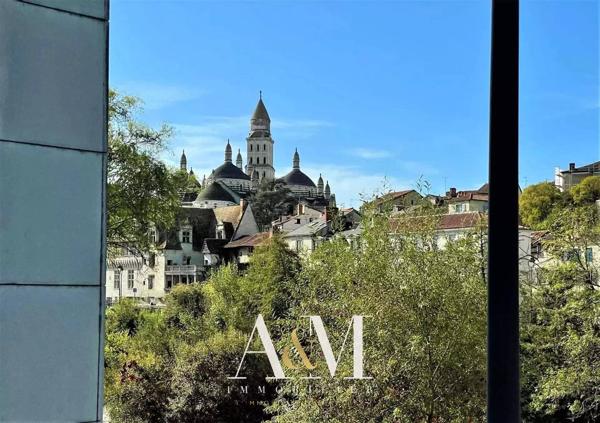 Maison rénovée en 2024 avec vue Cathédrale Saint-Front...