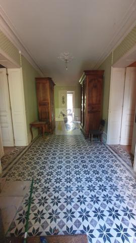 Vente maison de ville Gente (16130), 441.00m² avec 11 pièce(s) dont 6 chambre(s) sur 6500.00m² de terrain. Agence Allard Brimeaud