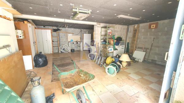 Vente maison de ville Dignac (16410), 111.00m² avec 5 pièce(s) dont 3 chambre(s). Agence Allard Brimeaud