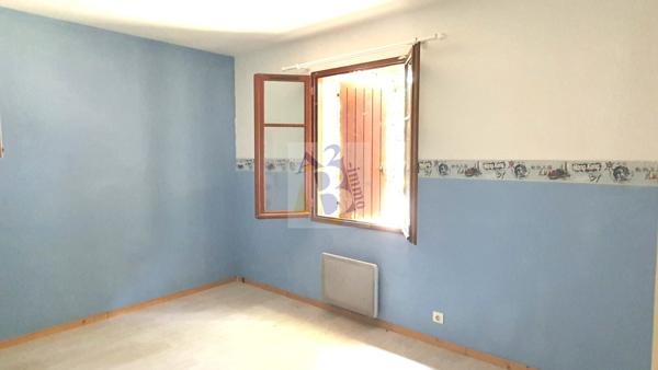 Vente maison de ville Dignac (16410), 111.00m² avec 5 pièce(s) dont 3 chambre(s). Agence Allard Brimeaud