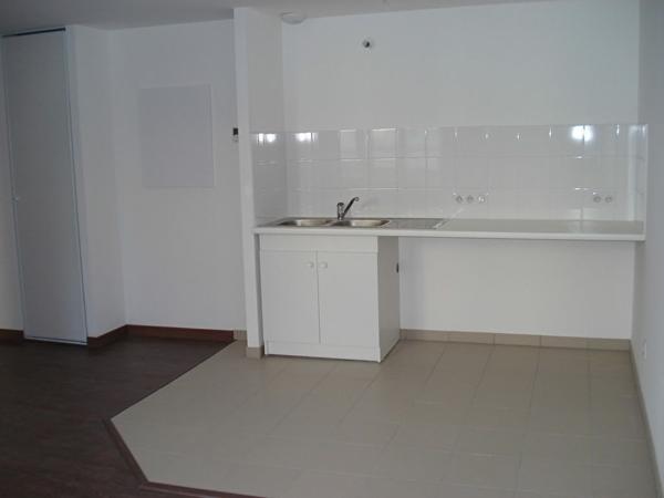 Appartement FONTENAY LE COMTE - 3 pièce(s) - 74 m2