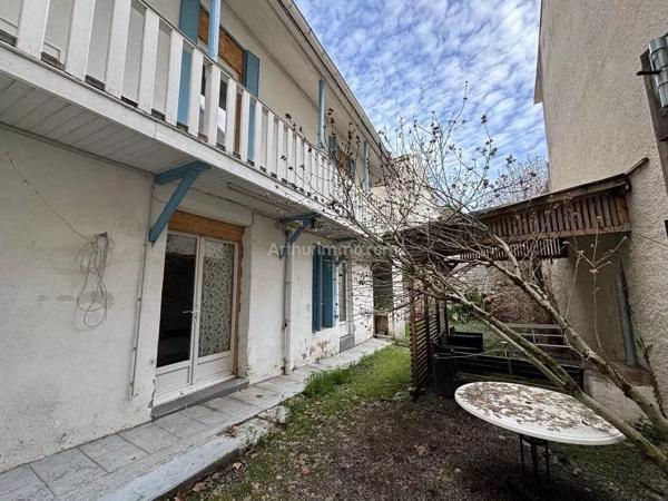 Vente Immeuble 10 pièces 240 m2 à Lourdes