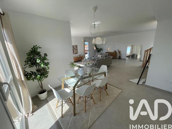 Appartement à vendre 4 pièces 82 m² Fréjus