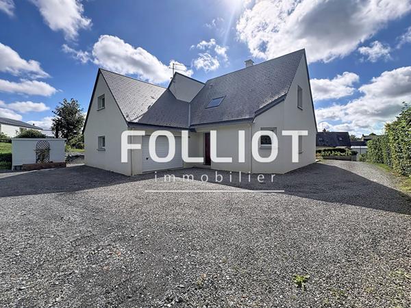EXCLUSIVITÉ MAISON FAMILIALE AU COEUR DE BRÉHAL