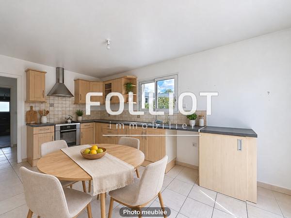 EXCLUSIVITÉ MAISON FAMILIALE AU COEUR DE BRÉHAL